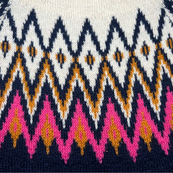 Kid’s Sweater - Picture 2 of 4